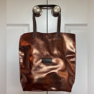 huaina tote bag, leather and gold lined, inner pocket and magnetic button